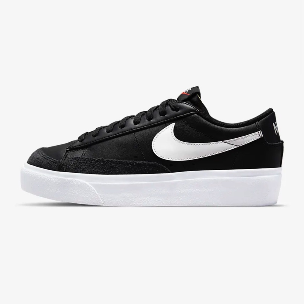 Nike Blazers - Picture 4 of 4